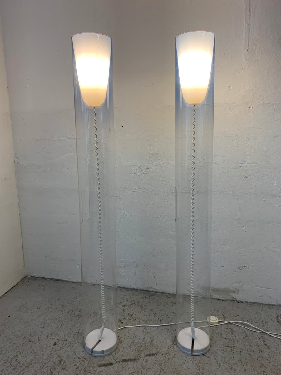 Gulvlampe Ferrucio Laviani kartell “Toobe”