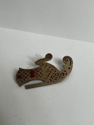 Svensk sølv og bakelit broche "valsgärde" stribe uppsala.