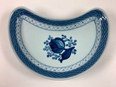 Tranquebar, skål, halvmåne 23 x 15 cm., fra Aluminia