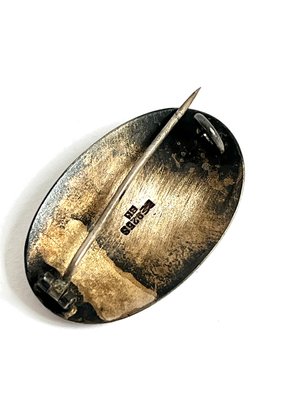 Bernard Hertz emalje broche i sølv