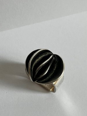Børge Nielsen skulpturel sølv ring BN