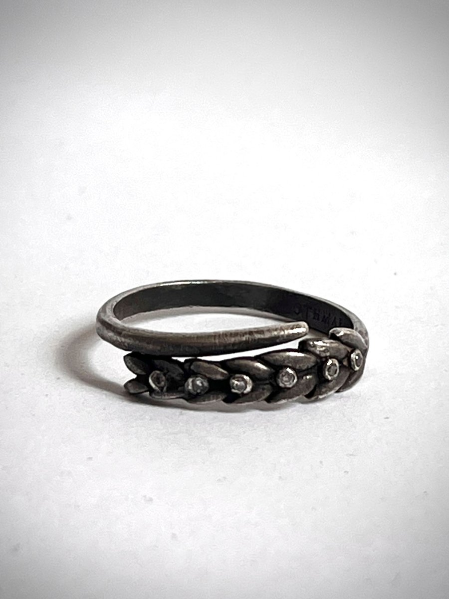 Othmar sølv ring med 6 diamanter