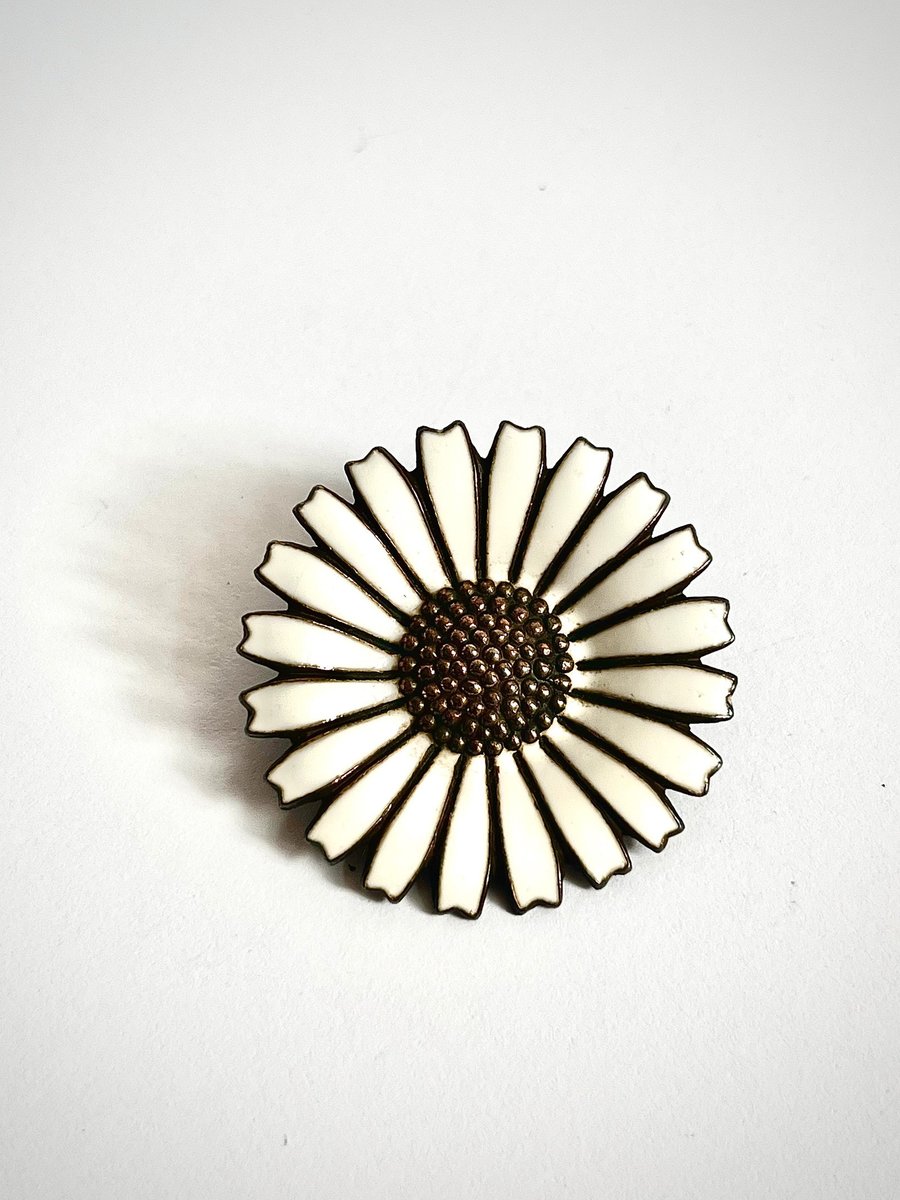 Anton Michelsen marguerit broche