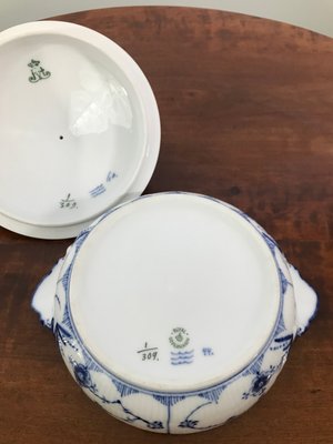 Royal Copenhagen Terrin nr. 309