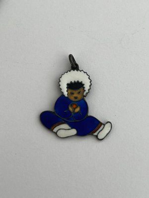 A. Dragsted broche og vedhæng Inuit eskimo motiv i 925 sølv med emalje