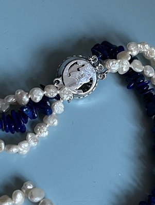 Halskæde af Lapis og perler