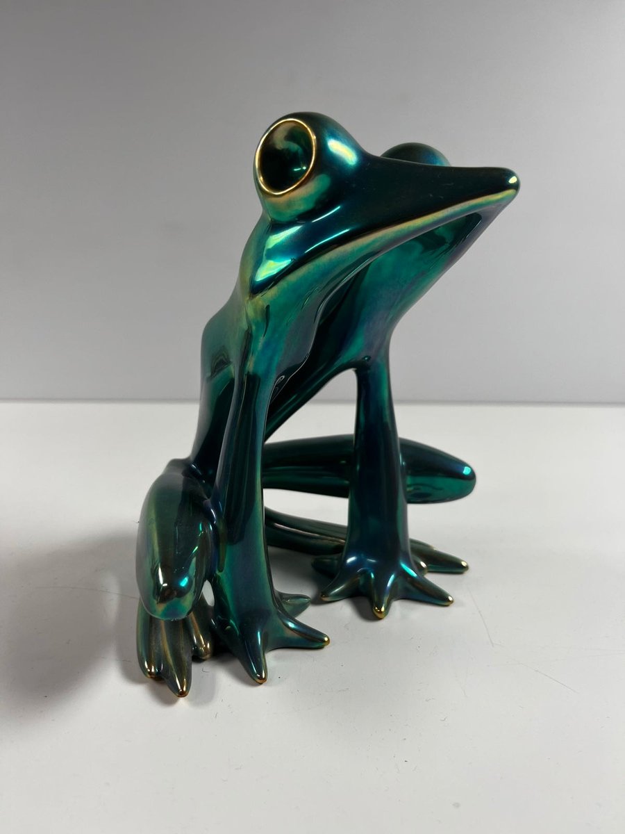 Zsolnay Hungary Porcelain frø figur 