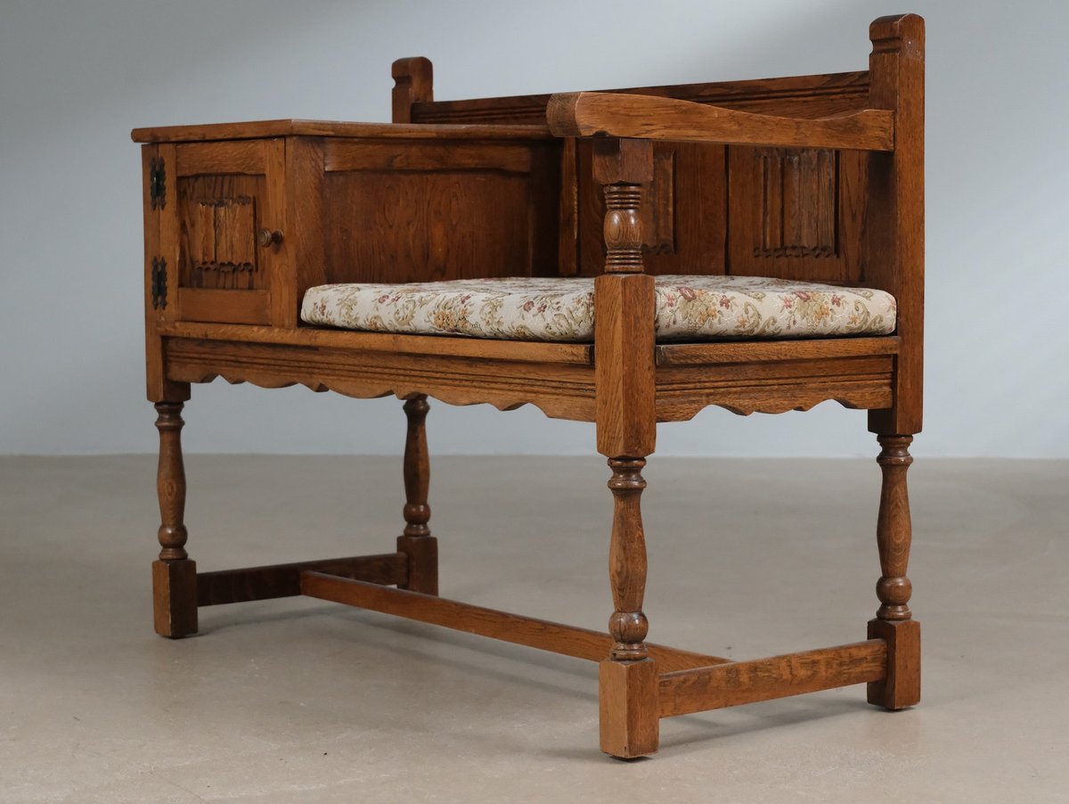 Entre bænk i eg
