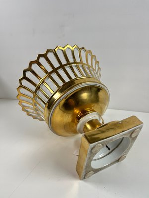 Porcelæns opsats med guldkant