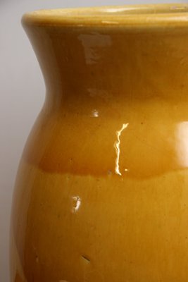 Gul keramik vase