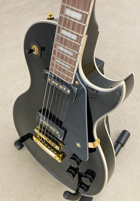 Revelation RTL-55 Black Les Paul Style Elguitar med Entwistle X90 Pickups
