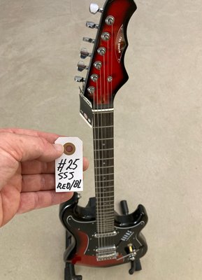 Burns SSJ Elguitar Rød/Sort Sunburst med Tremolo