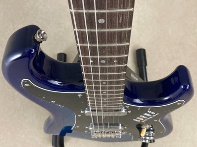 Burns London SSJ Elguitar Transparent Blue Finish