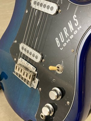 Burns London SSJ Elguitar Transparent Blue Finish