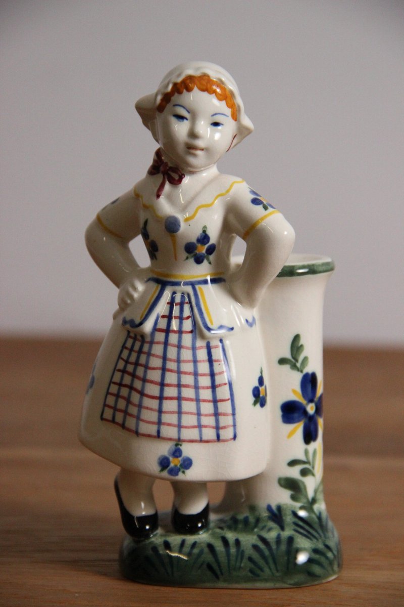 Aluminia Børnehjælpsfigur pernille.