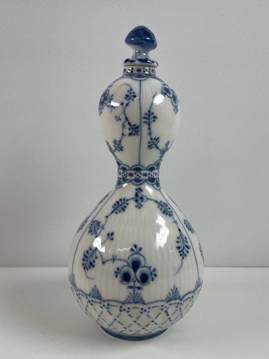 Royal Copenhagen Musselmalet Flakon med Prop nr. 121/1