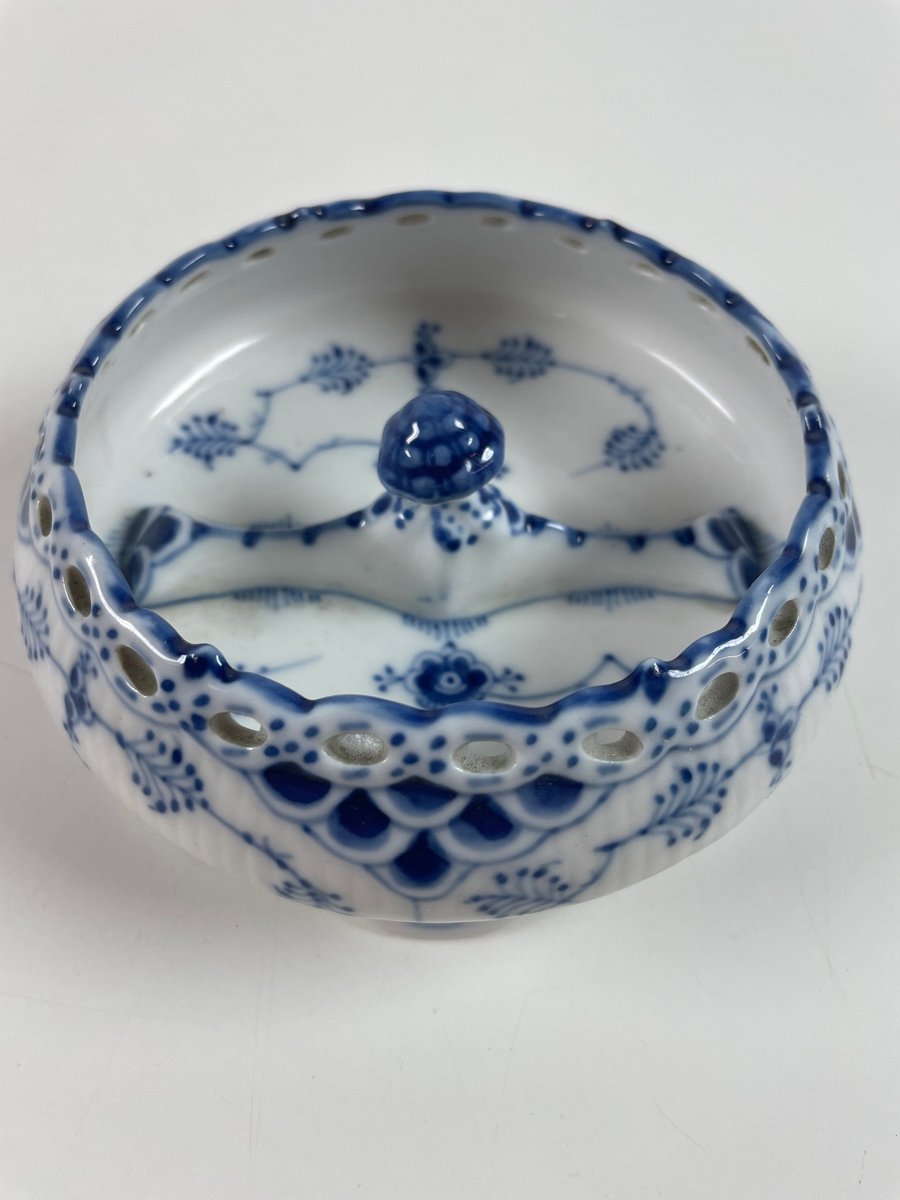 Royal Copenhagen askebære helblonde nr. 1001