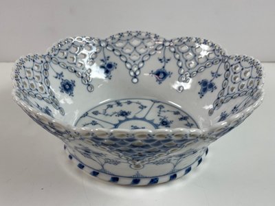 Royal Copenhagen frugtskål helblonde nr. 1061