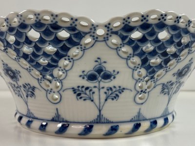 Royal Copenhagen frugtskål helblonde nr. 1061
