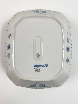 Royal Copenhagen brødbakke nr. 1143