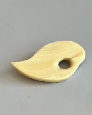Broche af ben