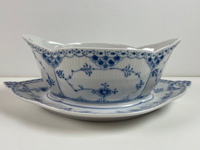 Royal Copenhagen Sovsekande nr. 587