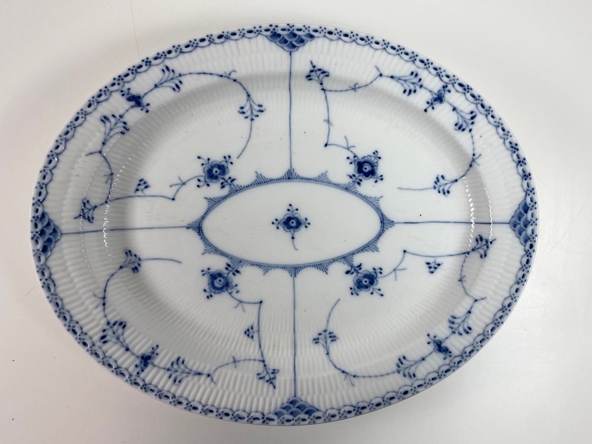 Stort Royal Copenhagen Fad nr. 534