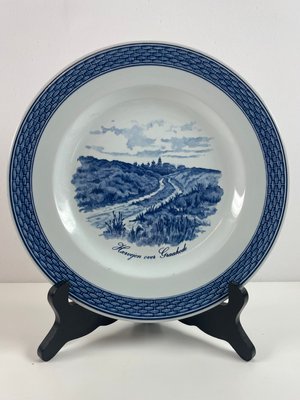 22 stk Royal Copenhagen fajance platter.
