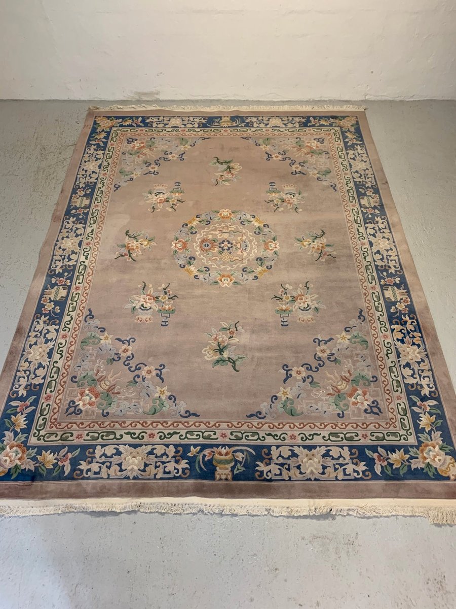 Tæppe, kinesisk, 278 x 396 cm.
