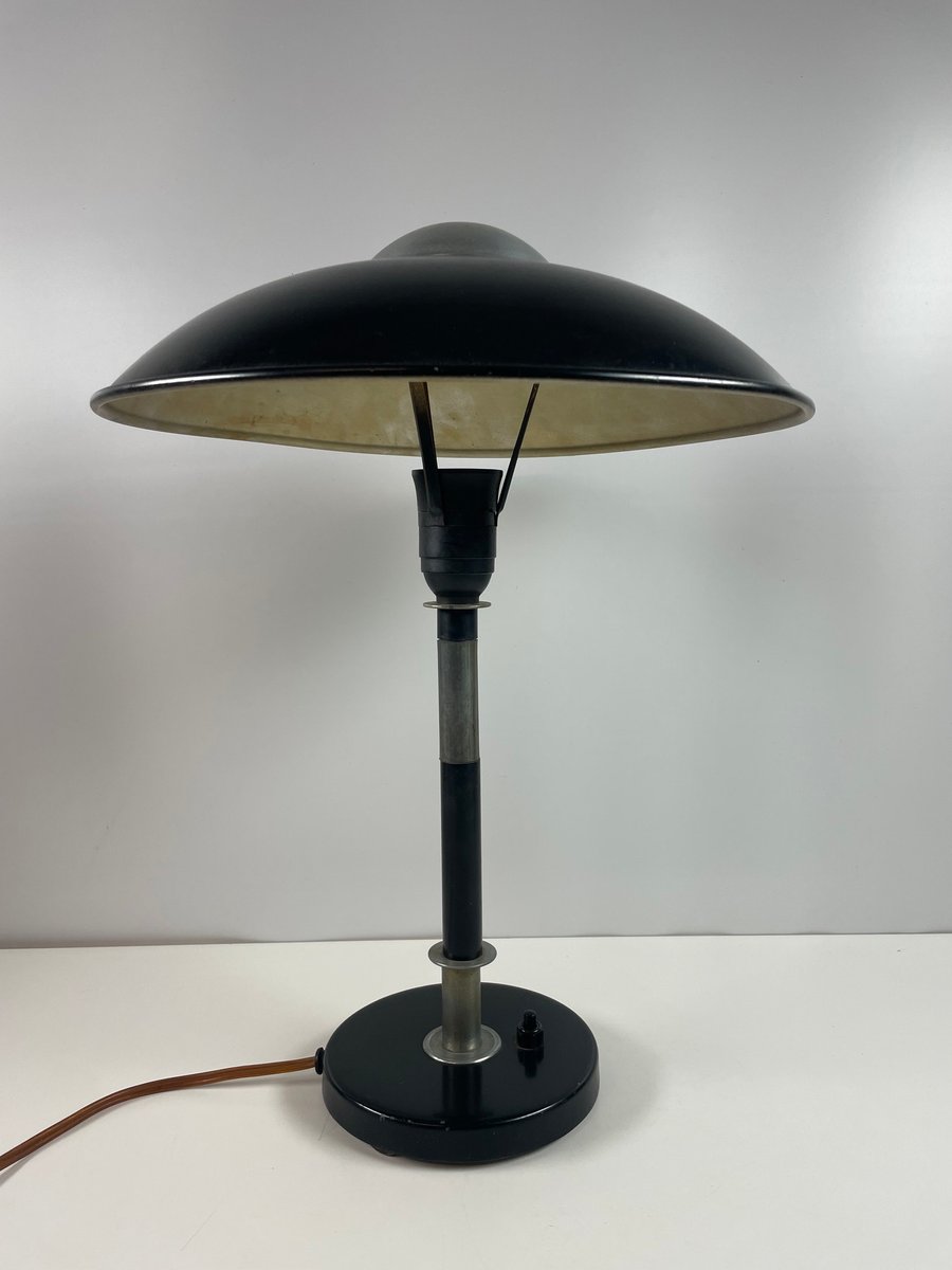 Dansk vintage bordlampe i sort metal