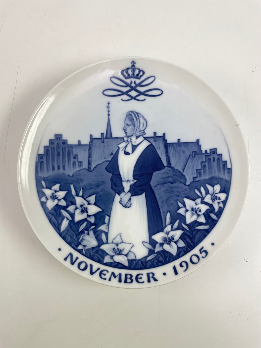 Royal Copenhagen November 1905 Bing & Grøndahl