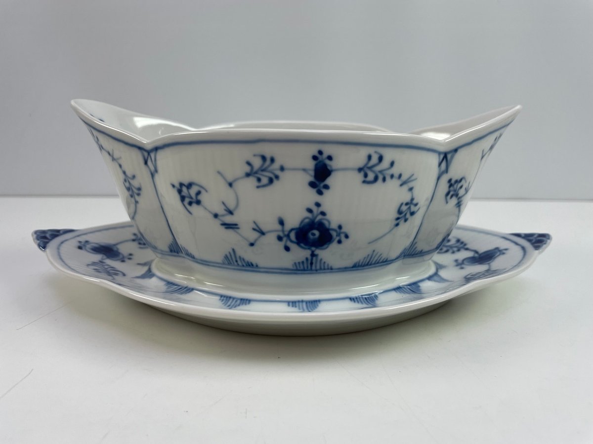 Royal Copenhagen Musselmalet sovseskål Nr. 204