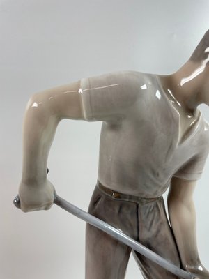 Bing & Grøndahl Jernstøber nr. 2335 Porcelænsfigur af Svend Jespersen