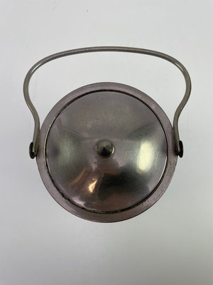Antik krukke af porcelæn