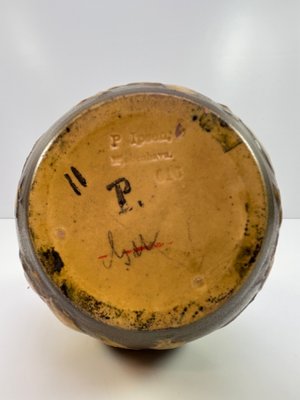 P. Ipsens Enke vase fra søholm.