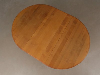 Rundt spisebord