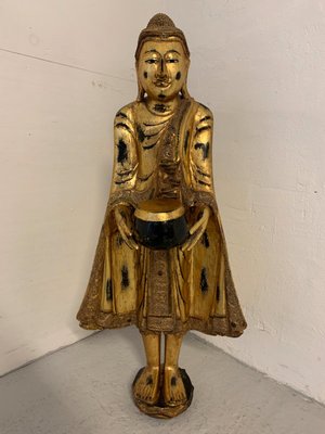 Buddha figur