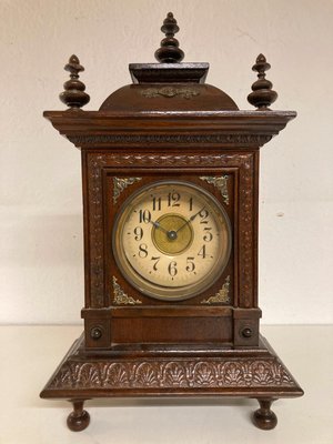 Kaminur, træ