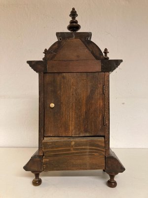 Kaminur, træ